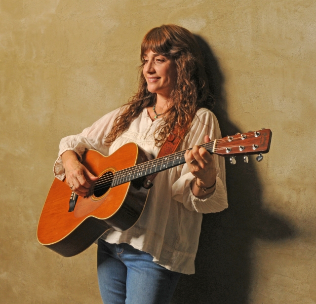 Laurie McClain - Green Guitar Folk House - Live Folk Music in Kansas City